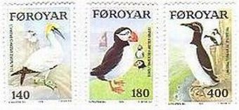 デンマーク・フェロー諸島の極地の鳥