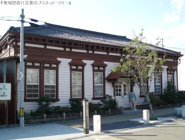旧上野警察署（国登録文化財：上野丸之内）
