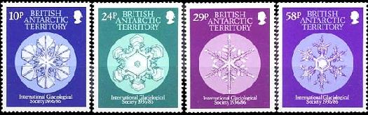 様々な雪の結晶（英領極地、1986年）