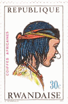 ルワンダの女性のヘアスタイル　鼻リング
