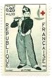 フランスの児童福祉の切手　　横笛を吹く少年