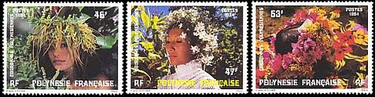 仏領ポリネシアの花の髪飾り　女性　美人
