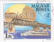 ハンガリーの橋　ドナウ川に架かる橋