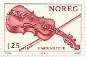 ■ノルウエーの楽器　ノルウェー・ヴァイオリン