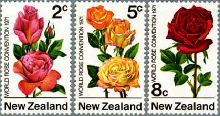 世界バラ展覧会（ニュージーランド、1971年）　ティファニーのバラ、平和のバラ、クライスラー王室のバラ