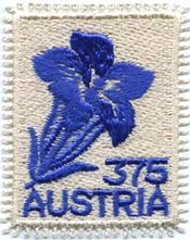 刺繍切手　オーストリア　リンドウの花