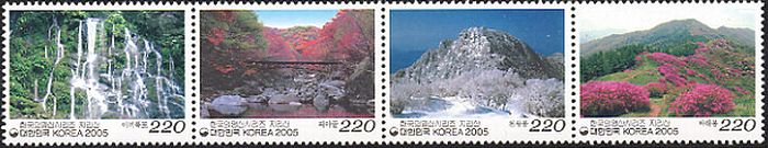 1967年に韓国初の国立公園に指定された、智異山（チリサン）。切手にも描かれている天王峰は、最高峰の高さを誇り、雄大なスケールの山並みが。夏のイッキ瀑布、秋のピアゴル（ピア谷）と三紅橋、冬の天王峰、春のパレポン（パレ峰）とツツジ
