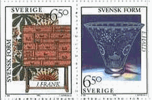 スウェーデンのデザイン（1994年） キャビネットよ織物/花火を飾ったグラス