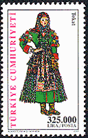 トルコ　女性　服装　民族衣装　刺繍　　トカット