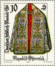 伝統工芸トルコ調の式服と教会の礼服（オーストリア、2001年）