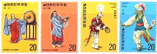 韓国の民族舞踊（韓国、1975年）