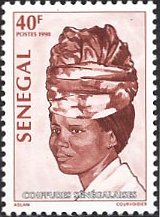 セネガル　女性の髪飾り