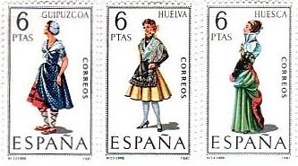 スペインの女性　民族衣装　Guipuzcoa  Huelva  Huesca 
