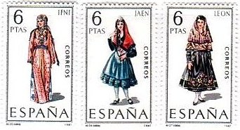 スペインの女性　民族衣装　