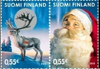 フィンランドのクリスマス、サンタとトナカイ、雪山の上を行くサンタクロース（2010年）