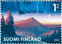 フィンランドのクリスマス、サンタとトナカイ、雪山の上を行くサンタクロース（2010年）