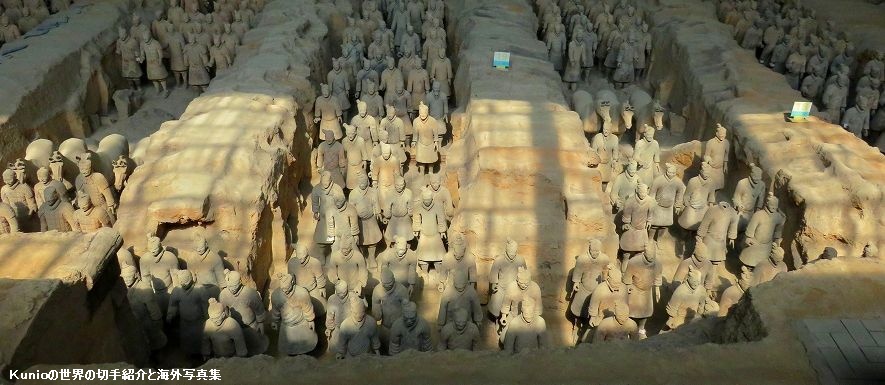 秦始皇兵馬俑博物館（The Museum of Qin Terra-cotta Warriors and Horses）