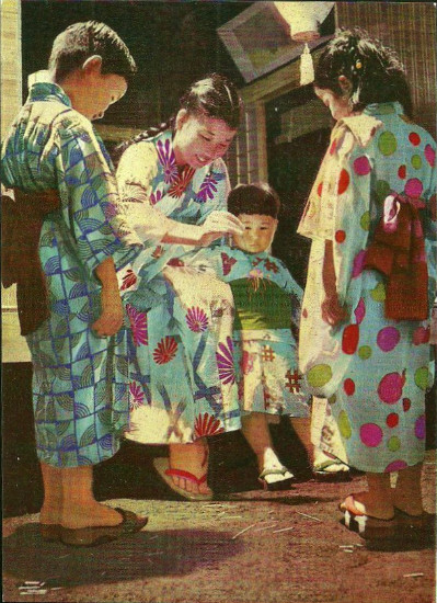 夏の夜の線香花火　1960年　絵葉書