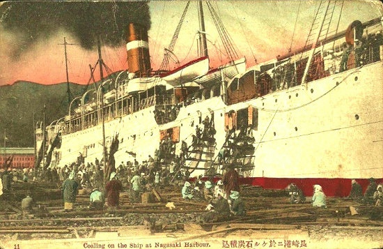 長崎港・石炭の積み出し　1910年