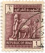 イラクの歴史遺産ドゥル・シャルキン（現在のコルサバード）　羽をつけた牛