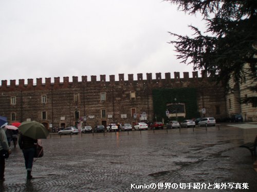 カステルヴェッキオ(it:Castelvecchio (Verona))