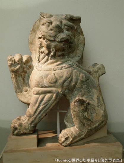 狛犬　中国、680-681年