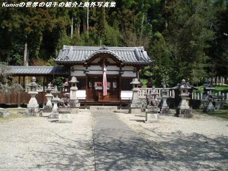 十二柱神社の拝殿