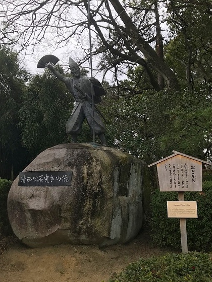加藤清正公　石曳きの像